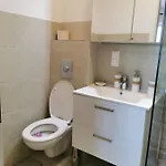 Maison d'hôtes Enjoyit Velden West 3*