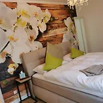 Enjoyit Velden West 3*