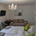 Enjoyit Velden West Maison d'hôtes 3*
