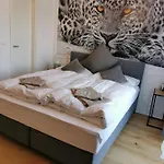Enjoyit Velden West 3* Selpritsch