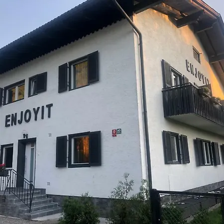 Enjoyit Velden West Casa de hóspedes *