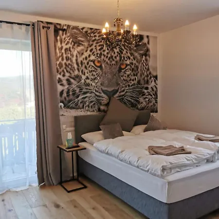 Enjoyit Velden West 3* Selpritsch