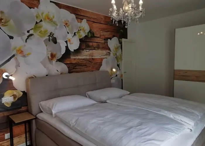 Enjoyit Velden West Guest house 3*