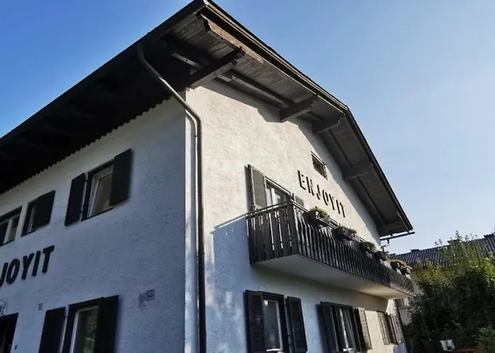 Enjoyit Velden West Guest house Selpritsch