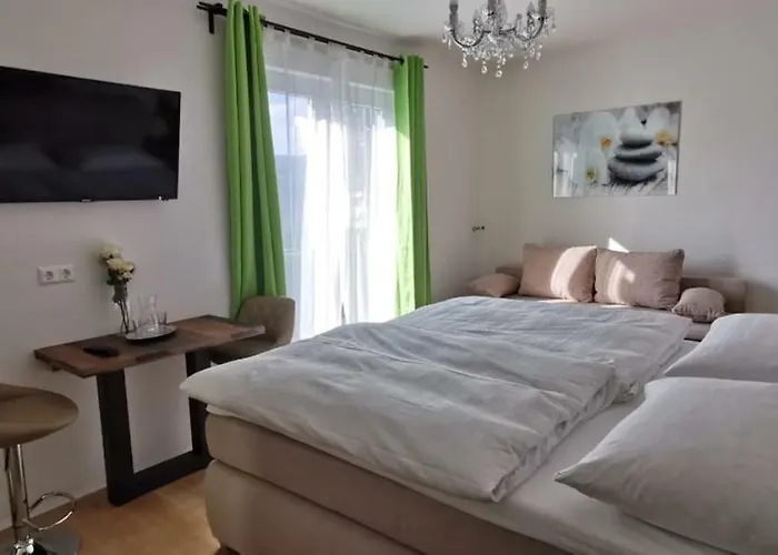 Enjoyit Velden West 3*