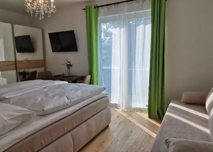 Enjoyit Velden West 3*